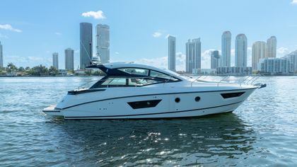 40' Beneteau 2017 Yacht For Sale